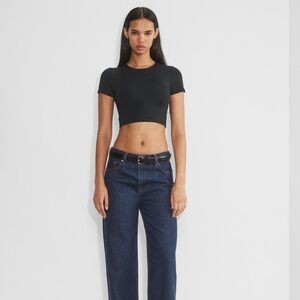 Aritzia Contour Crew Cropped T-shirt